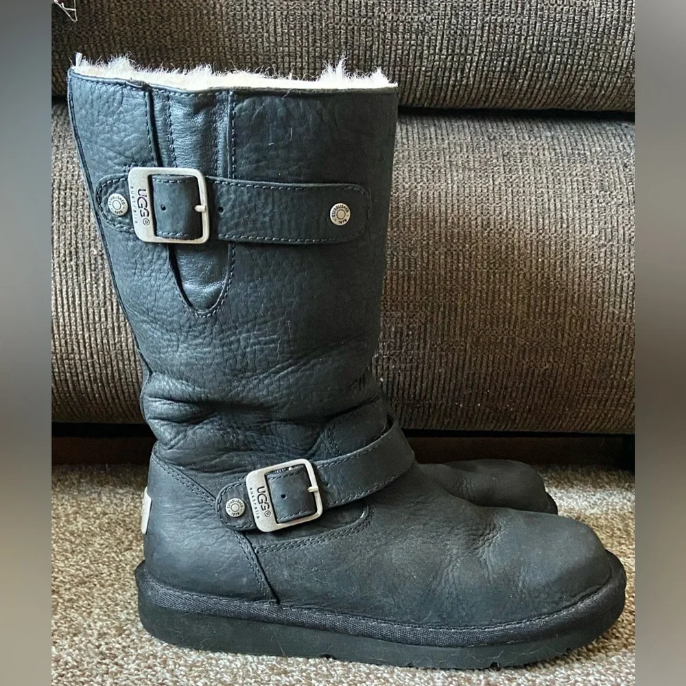 UGG Women’s Black Biker Boots Kensington 5678 Leather Shearling Size EU36/ US 5